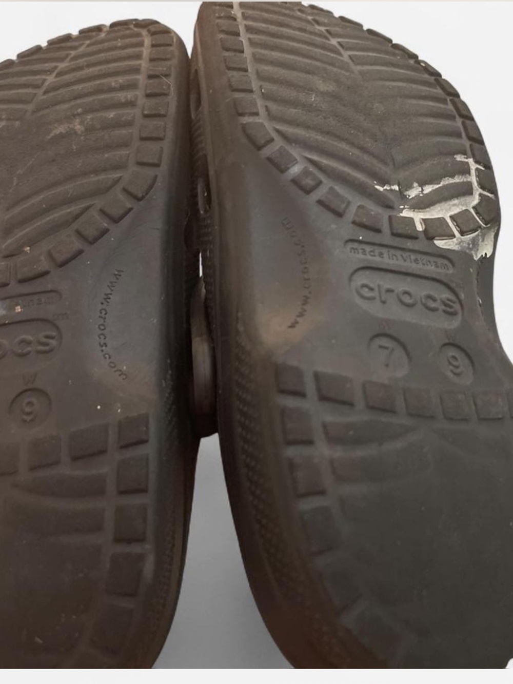 Crocs worn bundle - Picture 6 of 7